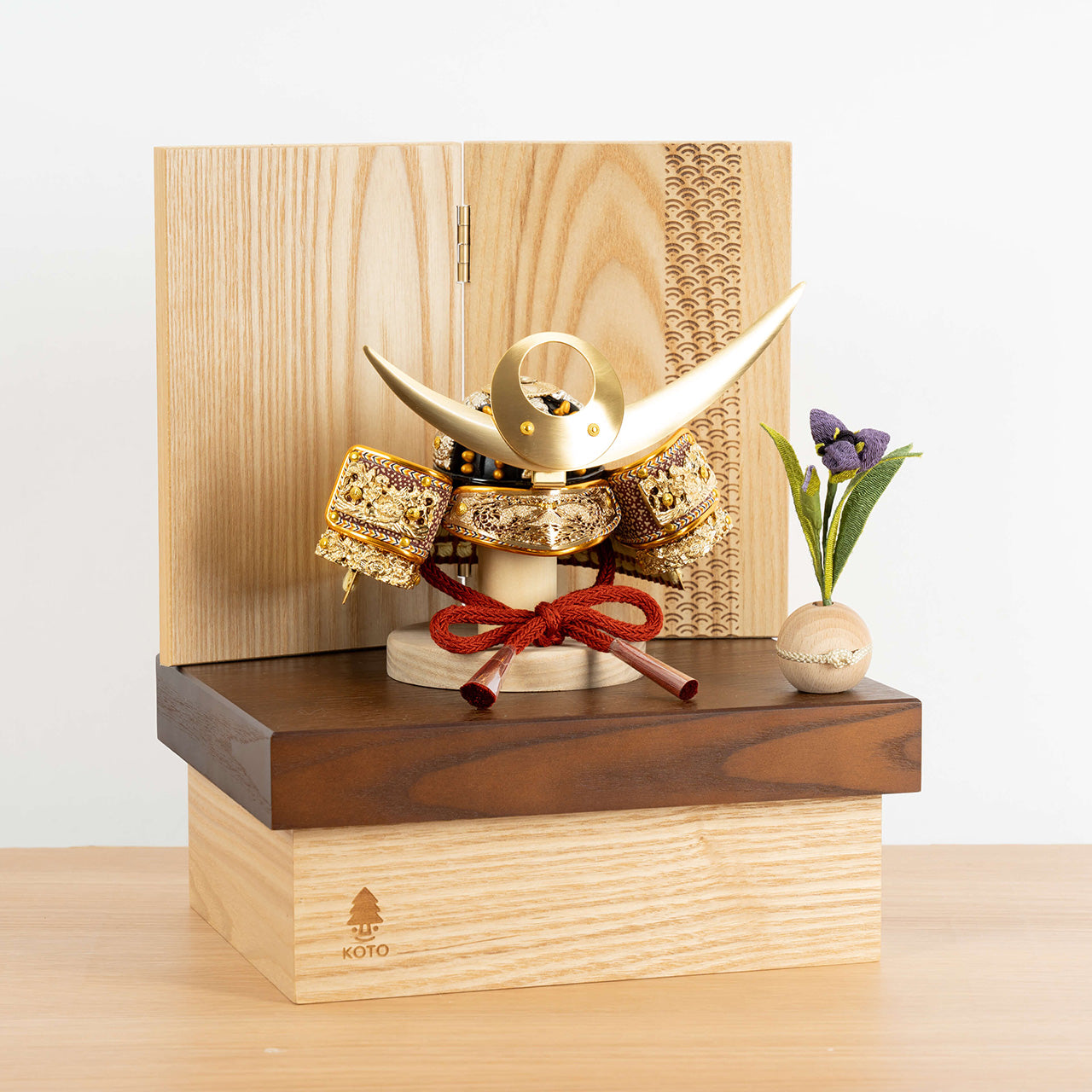 KOTO×悠雅コラボ兜 上杉謙信 青海波 NB収納