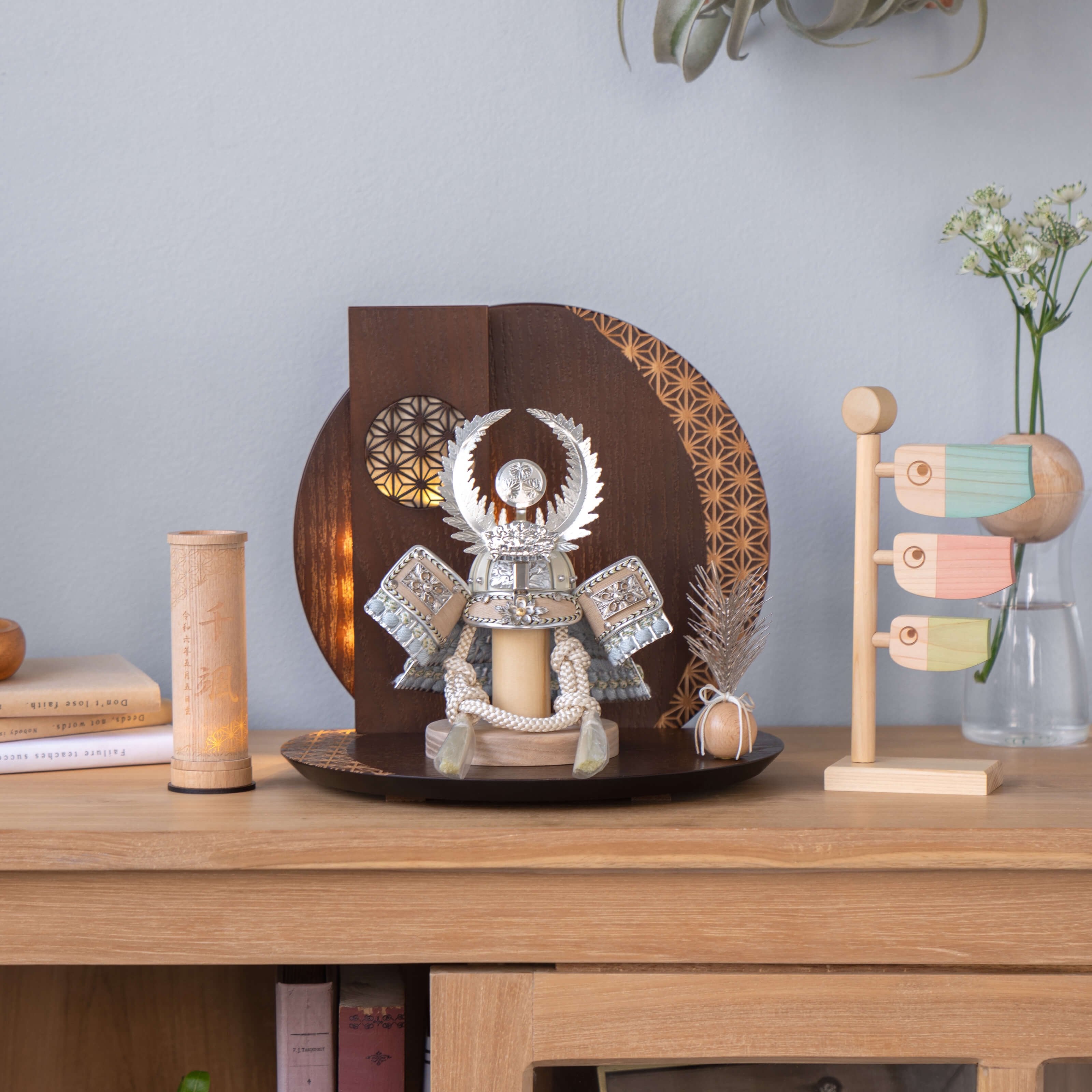 ことのオリジナル兜 徳川家康 灯円麻の葉衝立B