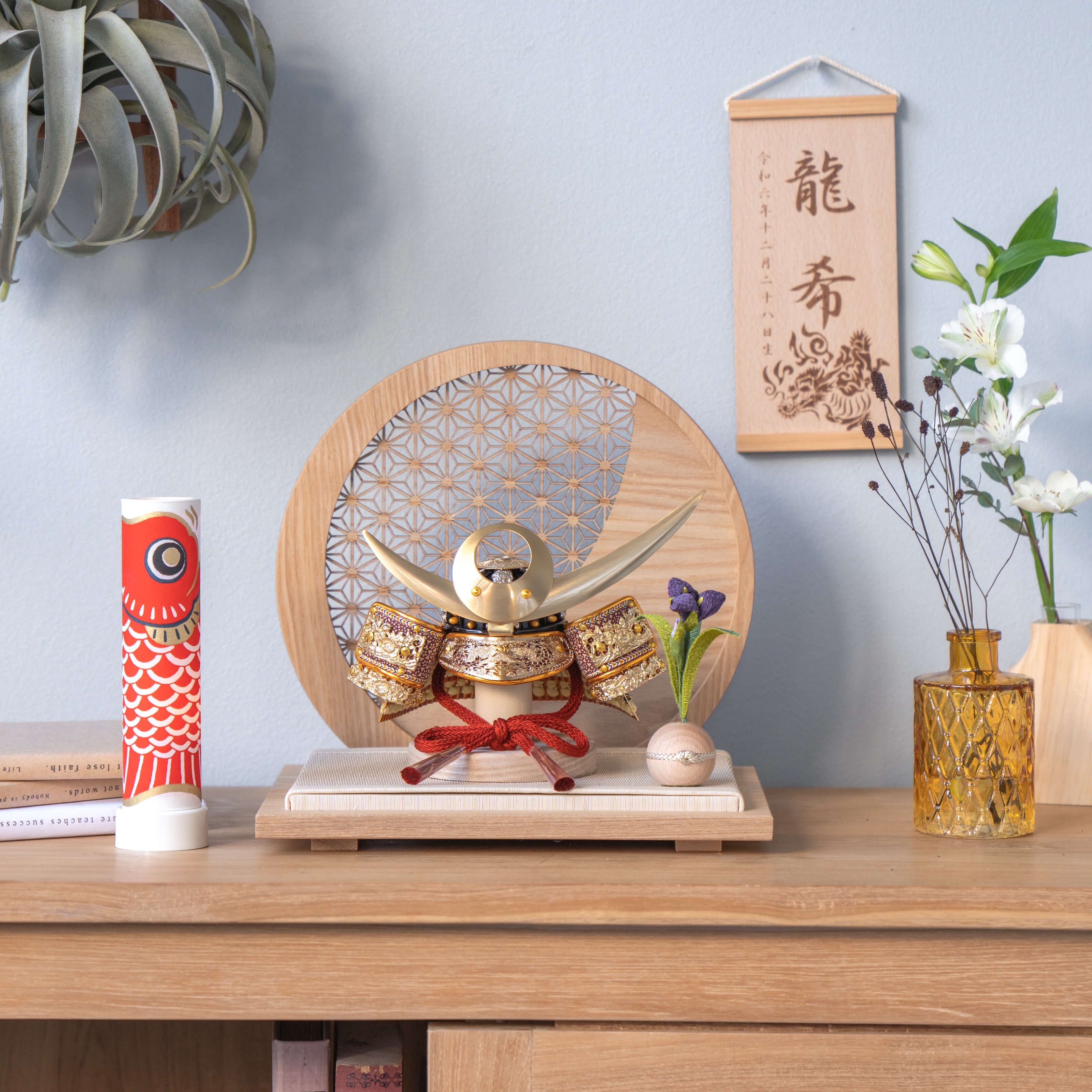 KOTO×悠雅コラボ兜 上杉謙信 麻の葉 円形N衝立