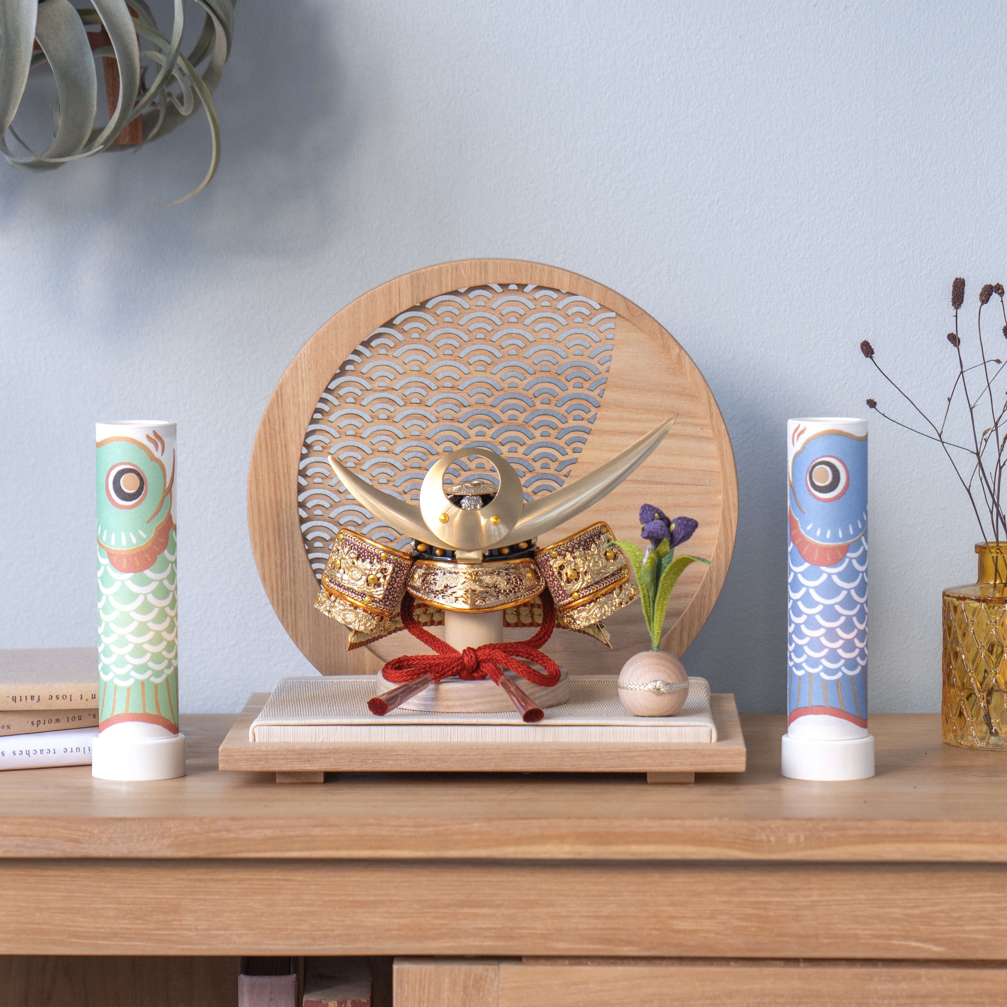 KOTO×悠雅コラボ兜 上杉謙信 青海波 円形N衝立