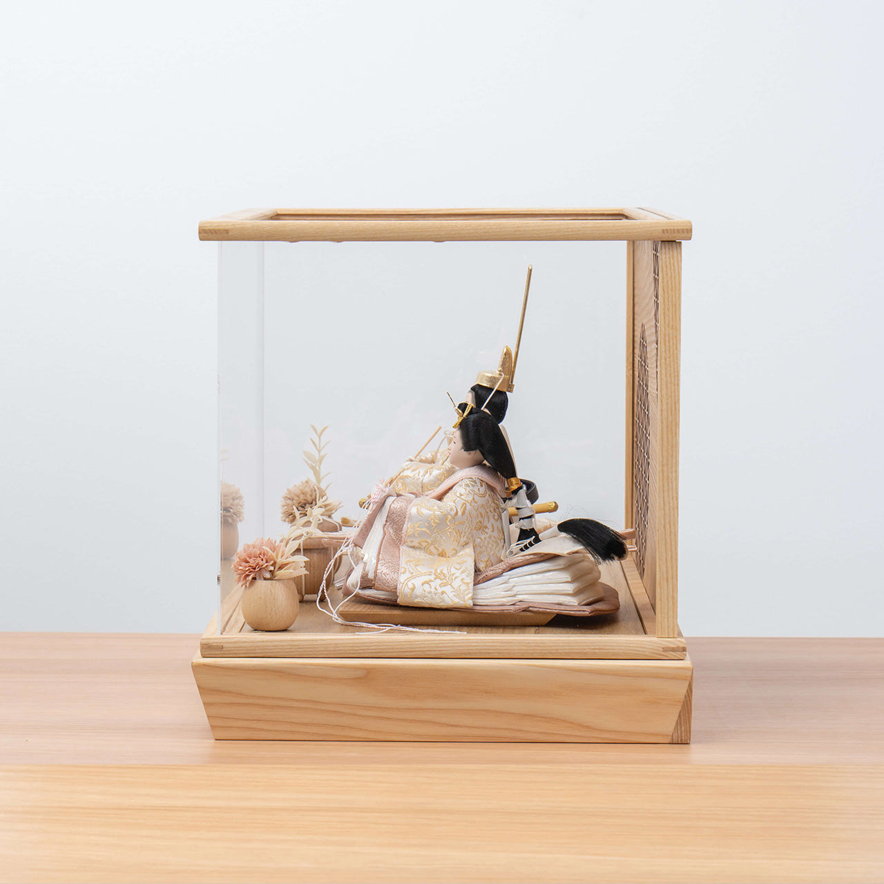 【早割】ことのひな人形 つき 麻の葉 円ケース