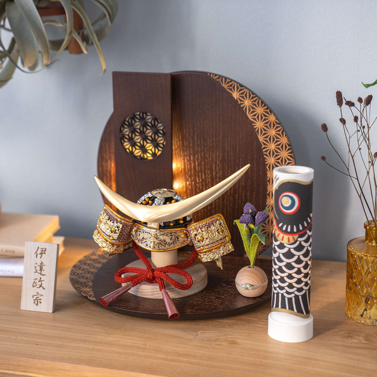 KOTO×悠雅コラボ兜 伊達政宗 灯円麻の葉衝立B