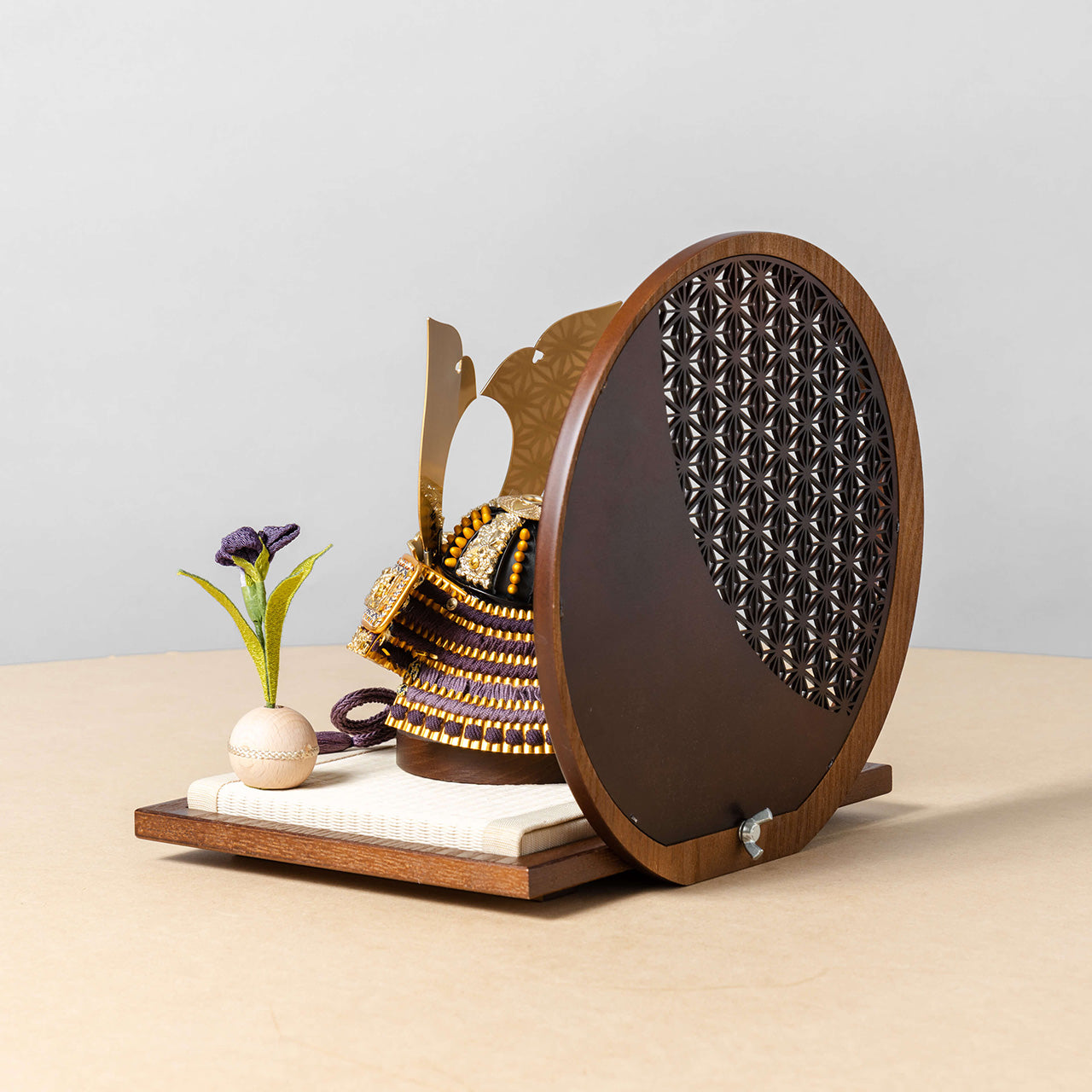 KOTO×悠雅コラボ兜 金大鍬 麻の葉 円形B衝立