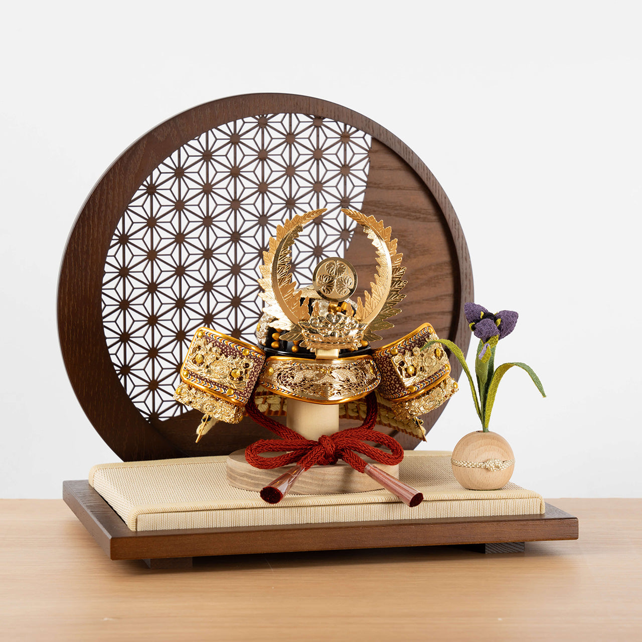 KOTO×悠雅コラボ兜 徳川家康 麻の葉 円形B衝立