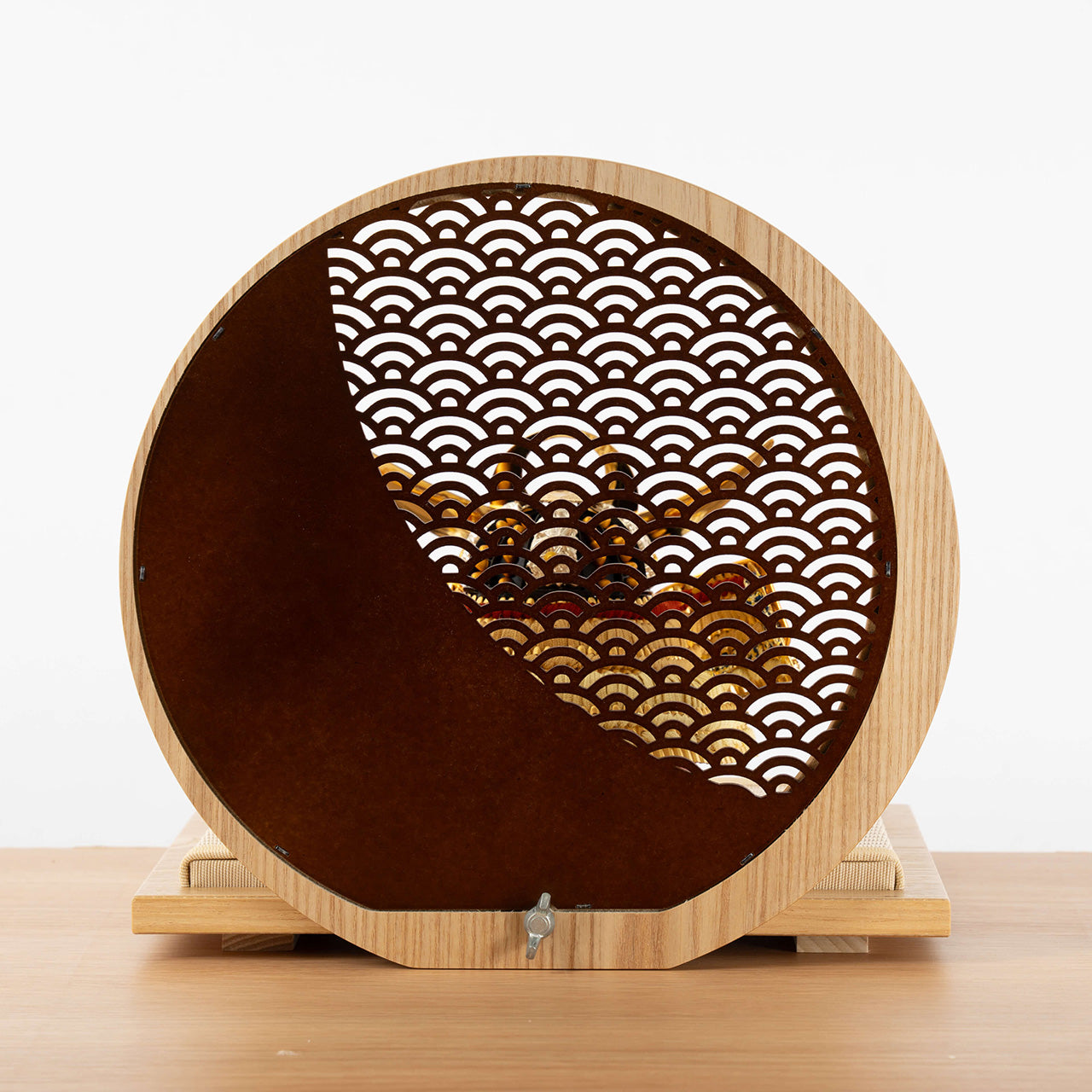 KOTO×悠雅コラボ兜 上杉謙信 青海波 円形N衝立