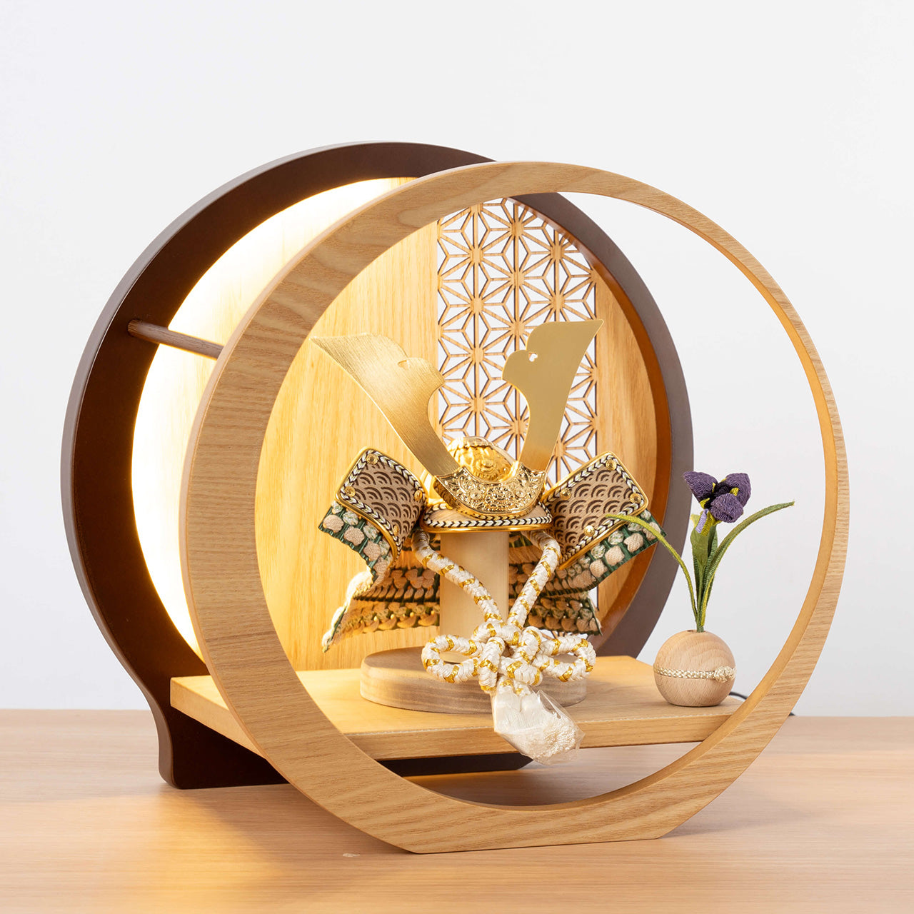 ことのオリジナル兜 だいち 灯月型飾台 麻の葉