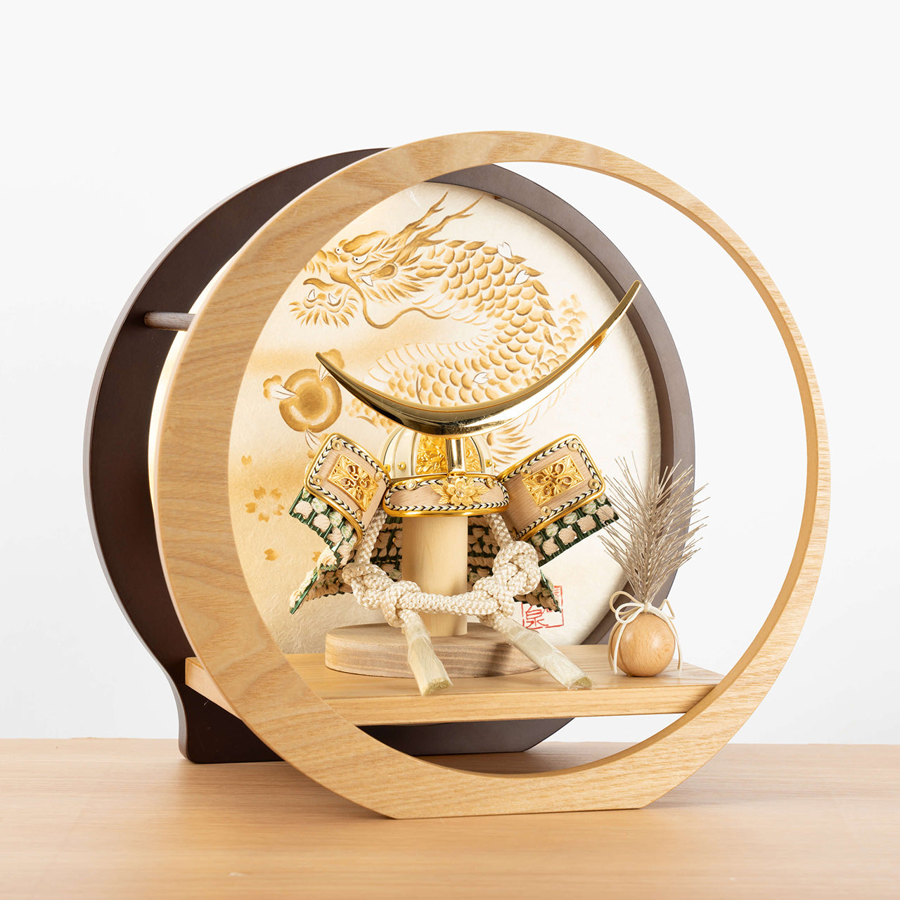 ことのオリジナル兜 伊達政宗 灯月型飾台 手描龍