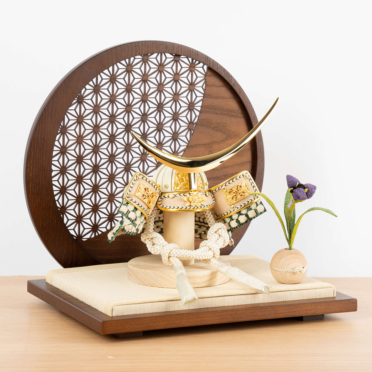 ことのオリジナル兜 伊達政宗 麻の葉 円形B衝立