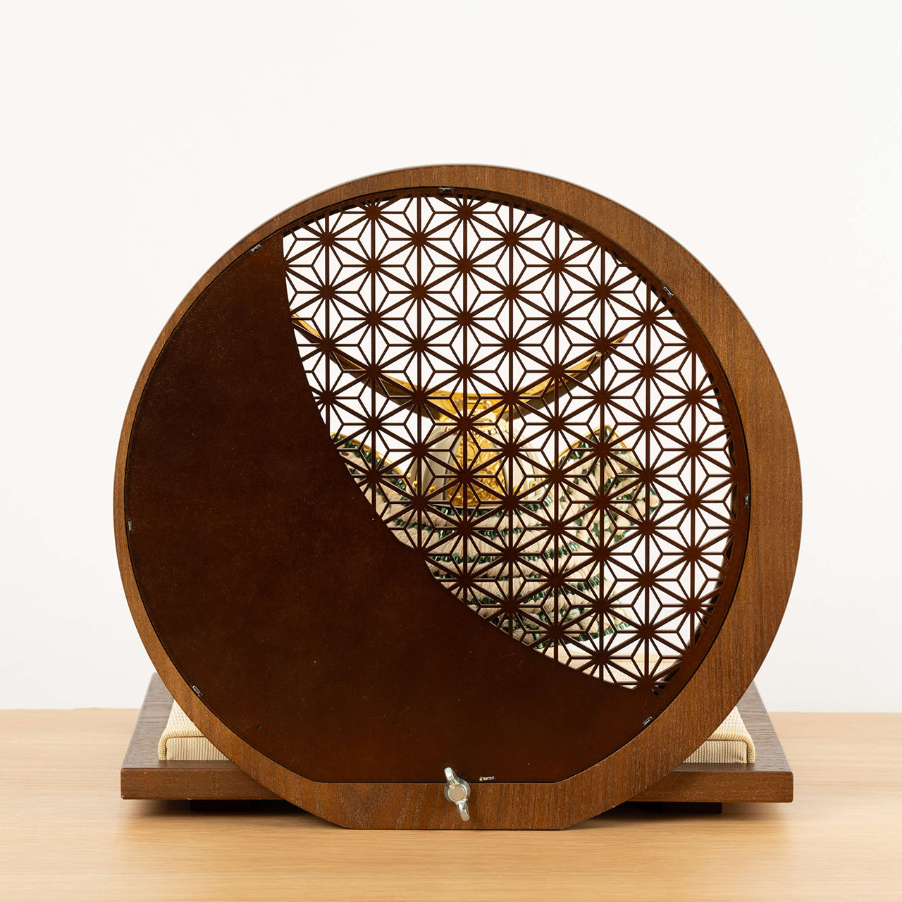 ことのオリジナル兜 伊達政宗 麻の葉 円形B衝立