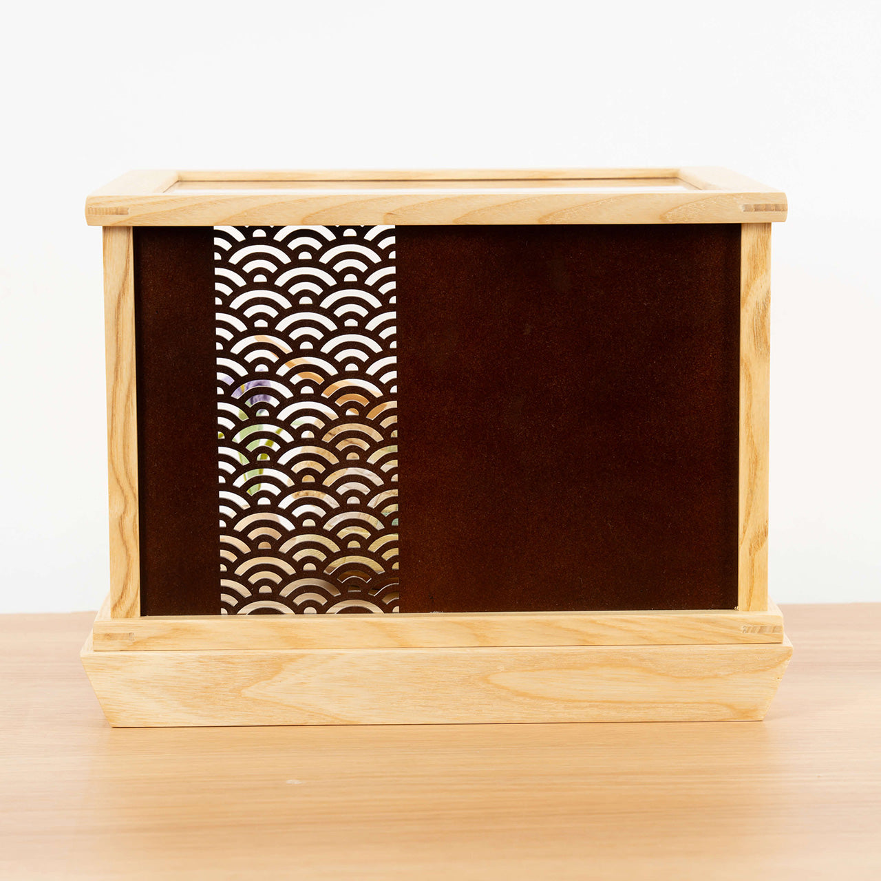 ことの木目込かぶと だいち 伊達政宗 円ケース 青海波