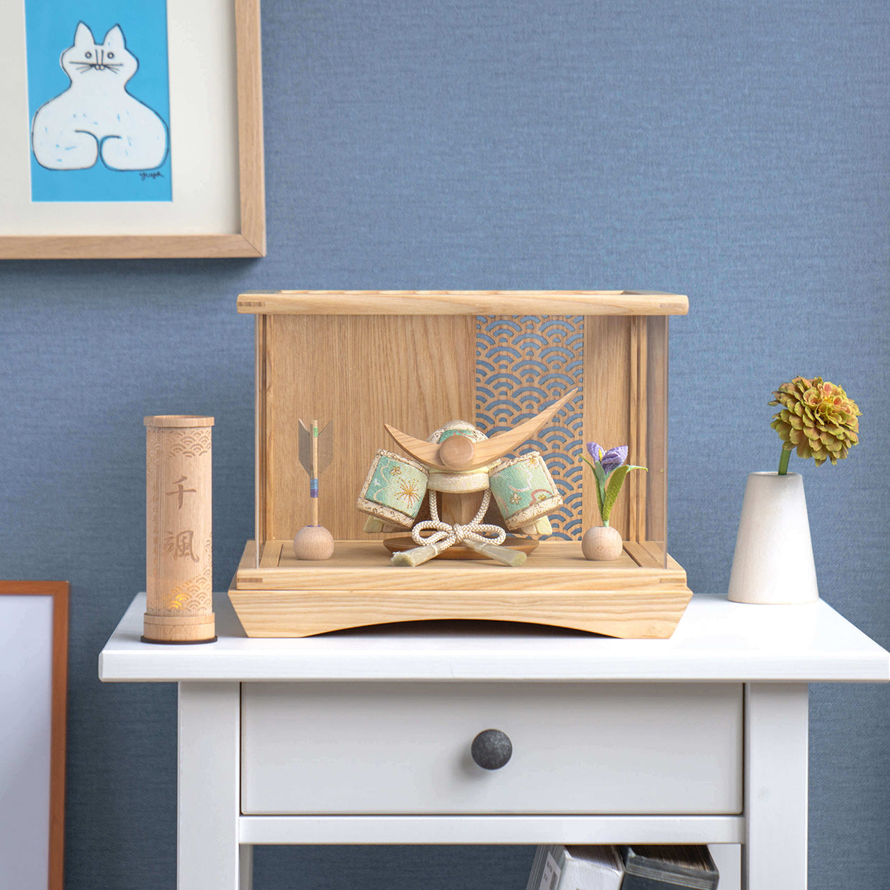 ことの木目込かぶと だいち 上杉謙信 円ケース 青海波