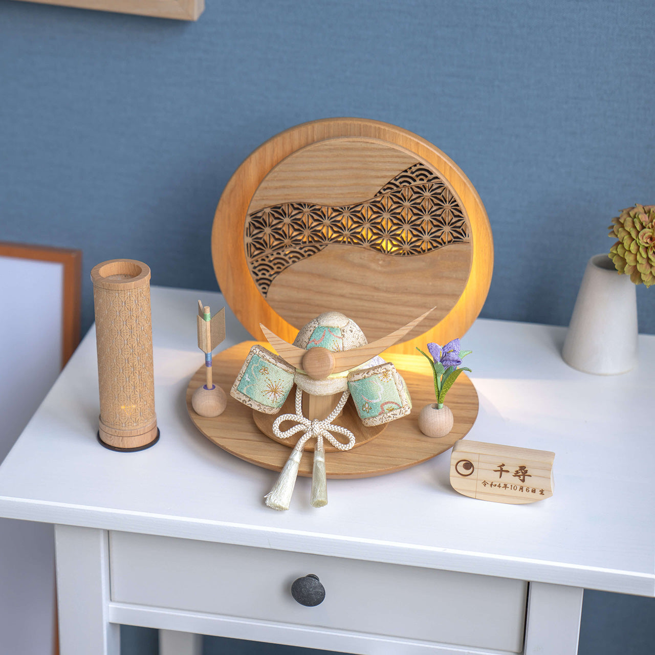 ことの木目込かぶと だいち 上杉謙信 灯丸衝立 麻の葉 N