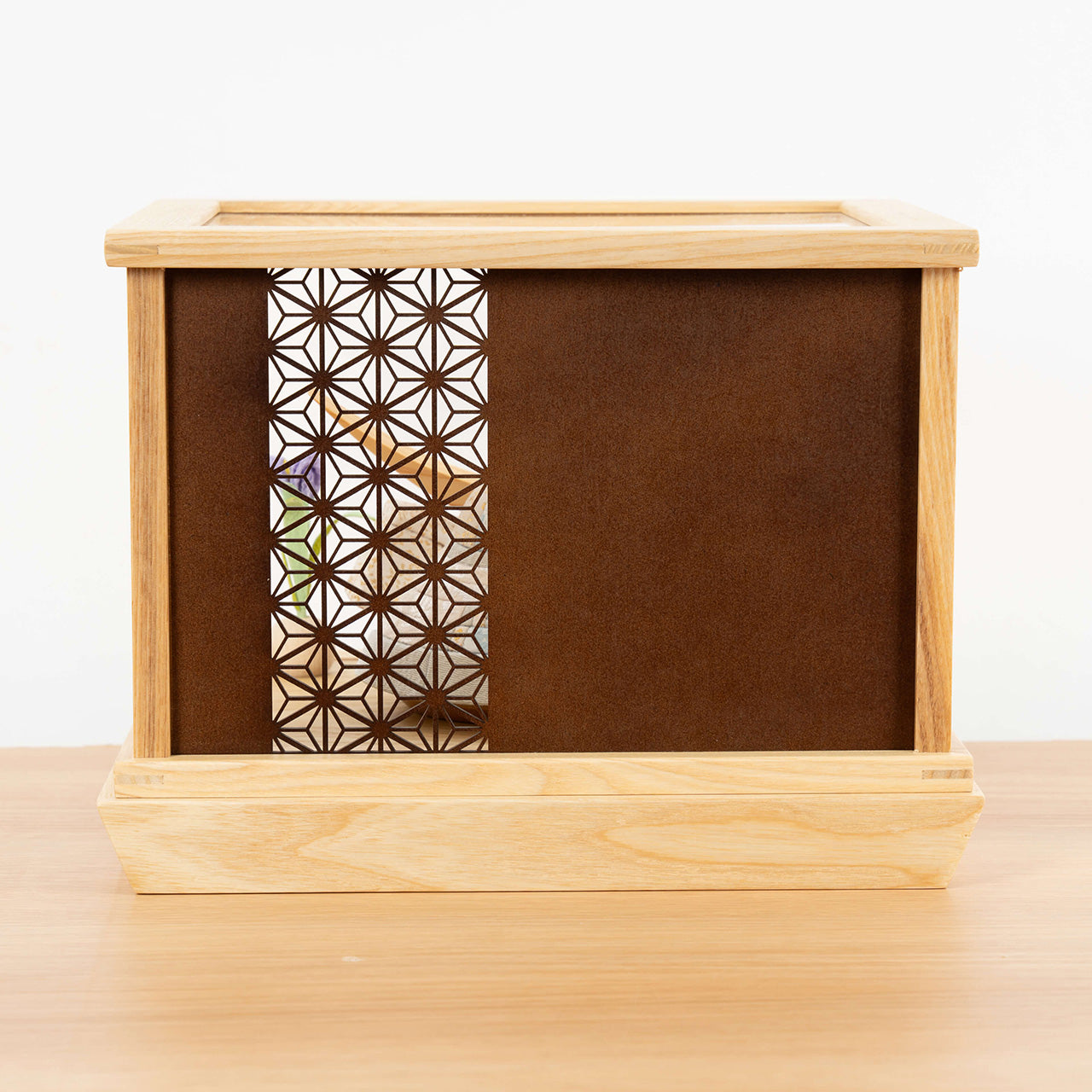 ことの木目込かぶと そら 伊達政宗 円ケース 麻の葉