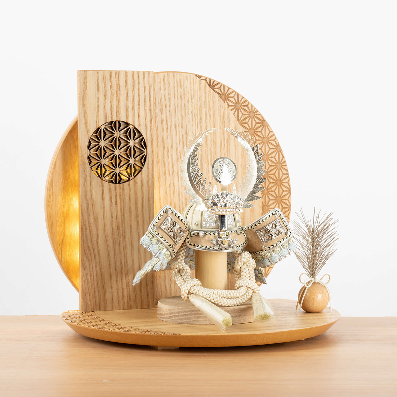 ことのオリジナル兜 徳川家康 灯円麻の葉衝立N