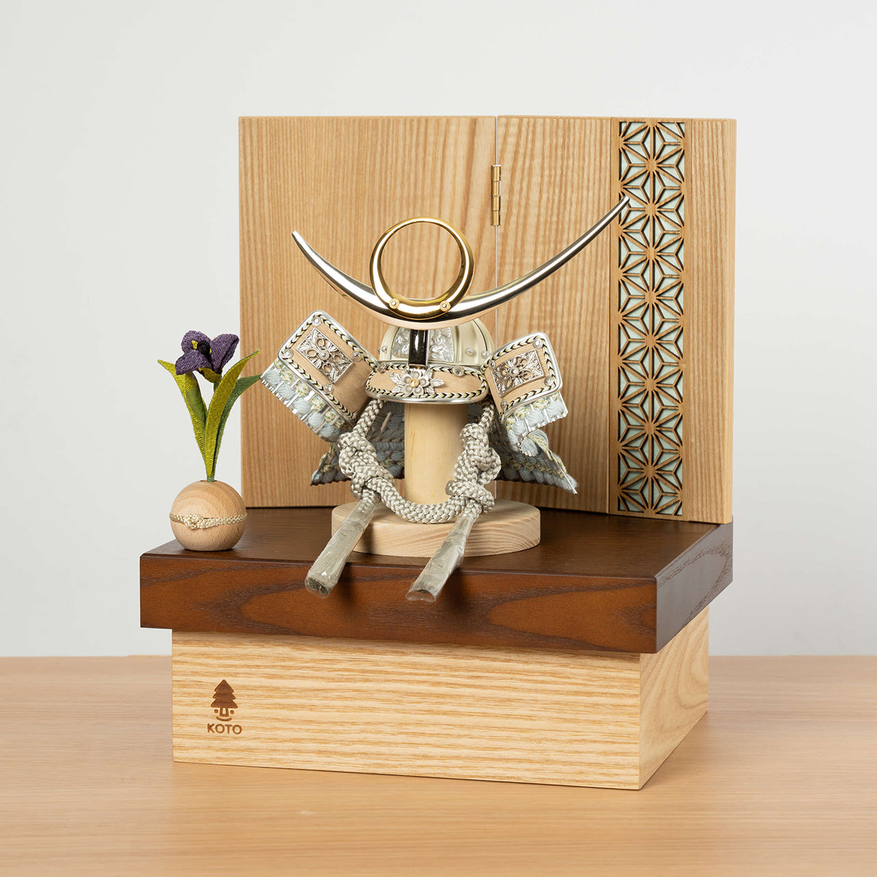 ことのオリジナル兜 上杉謙信 麻の葉 NB収納