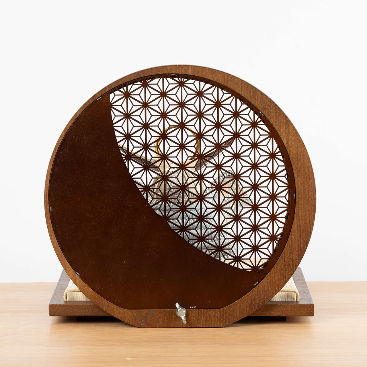 ことのオリジナル兜 上杉謙信 麻の葉 円形B衝立