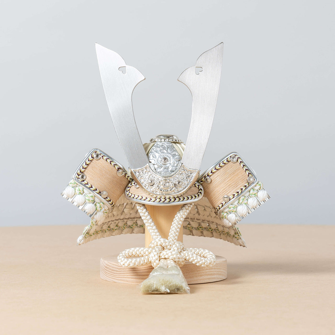 ことのオリジナル兜 ゆき 麻の葉 円形N衝立