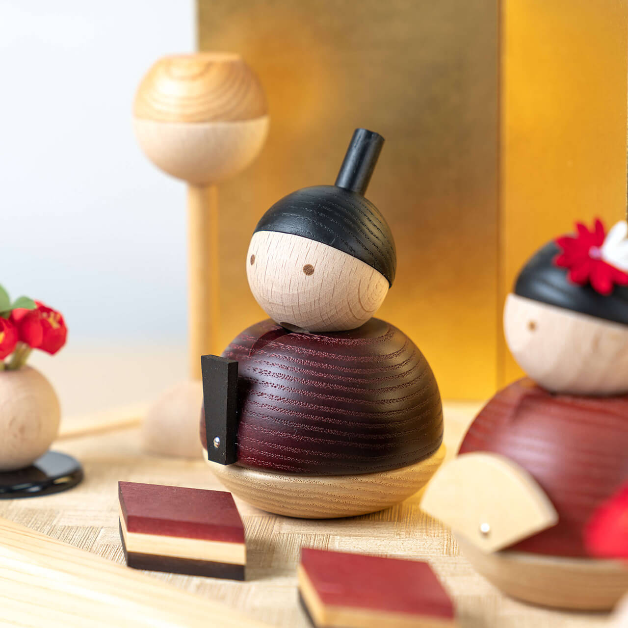 ことの木製ひな人形　親王飾り 　金　収納