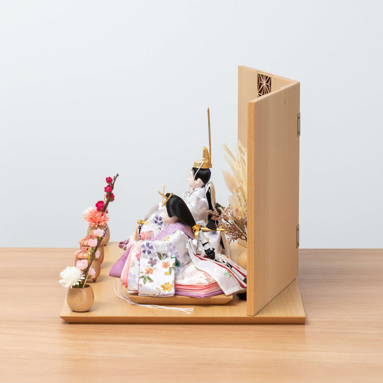 ことのひな人形　はな　麻の葉　平台　立花P付