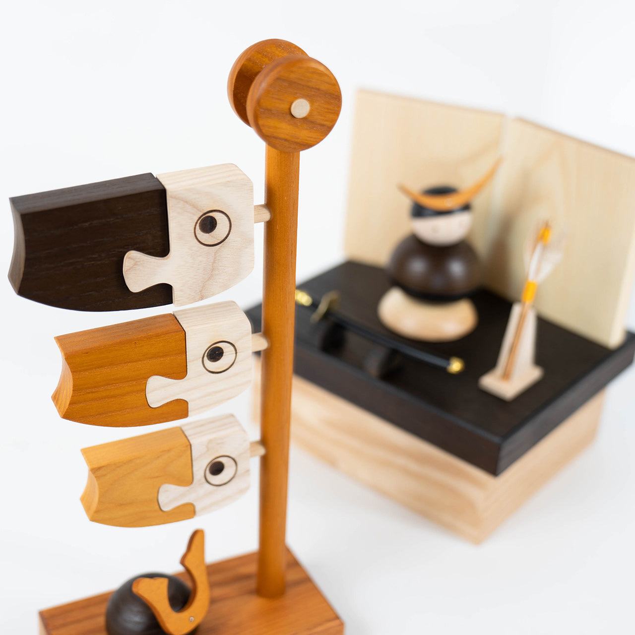 ことの木製鎧　伊達政宗　収納（鯉のぼり付）