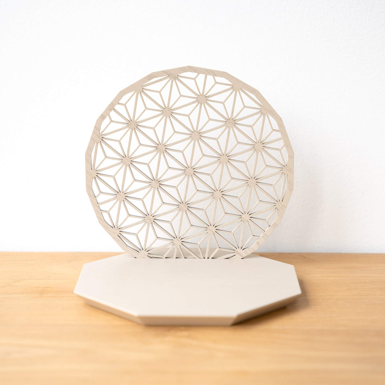 ことの木製鎧　大鍬　衝立モカM　麻の葉