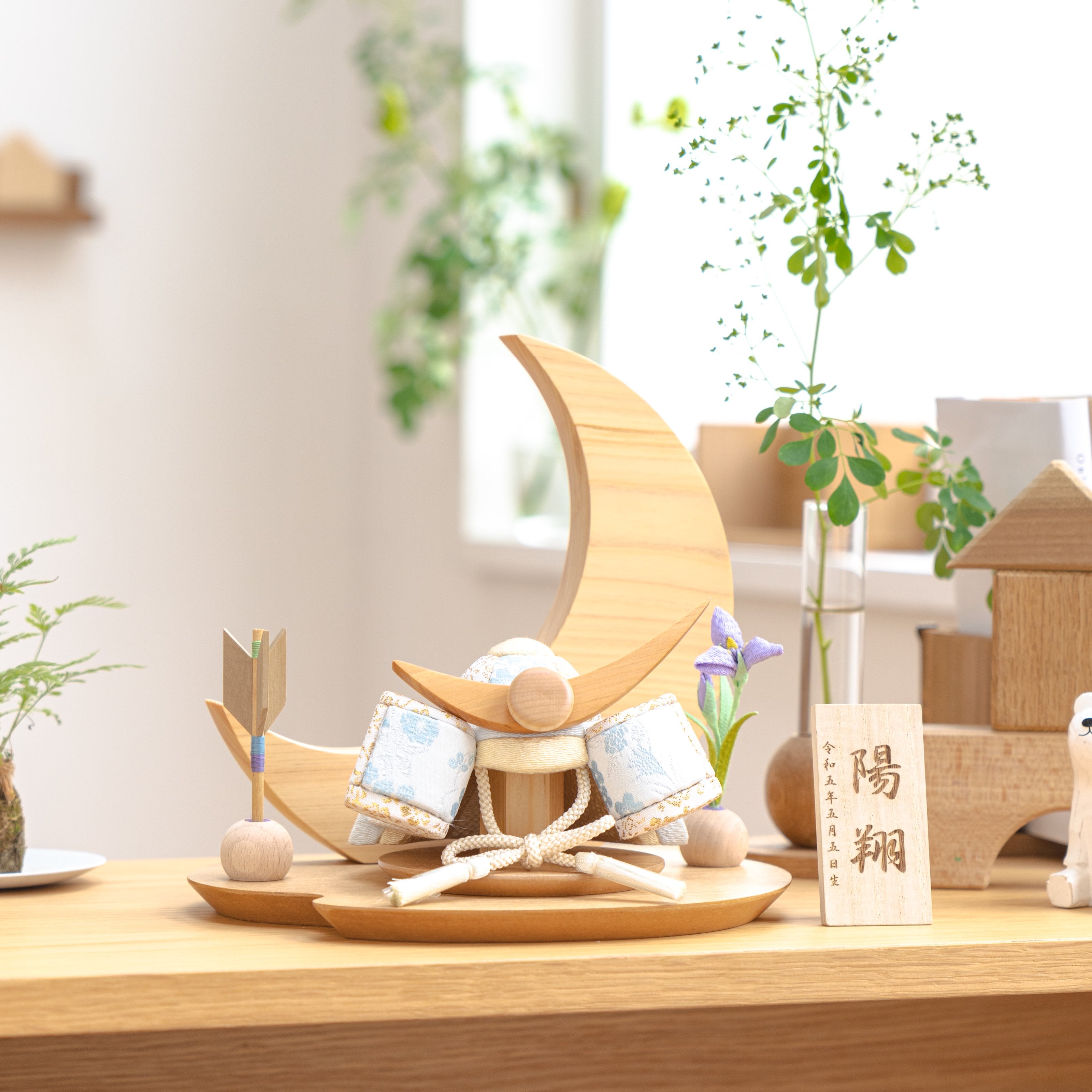 ことの木目込かぶと　そら　上杉謙信　桧月