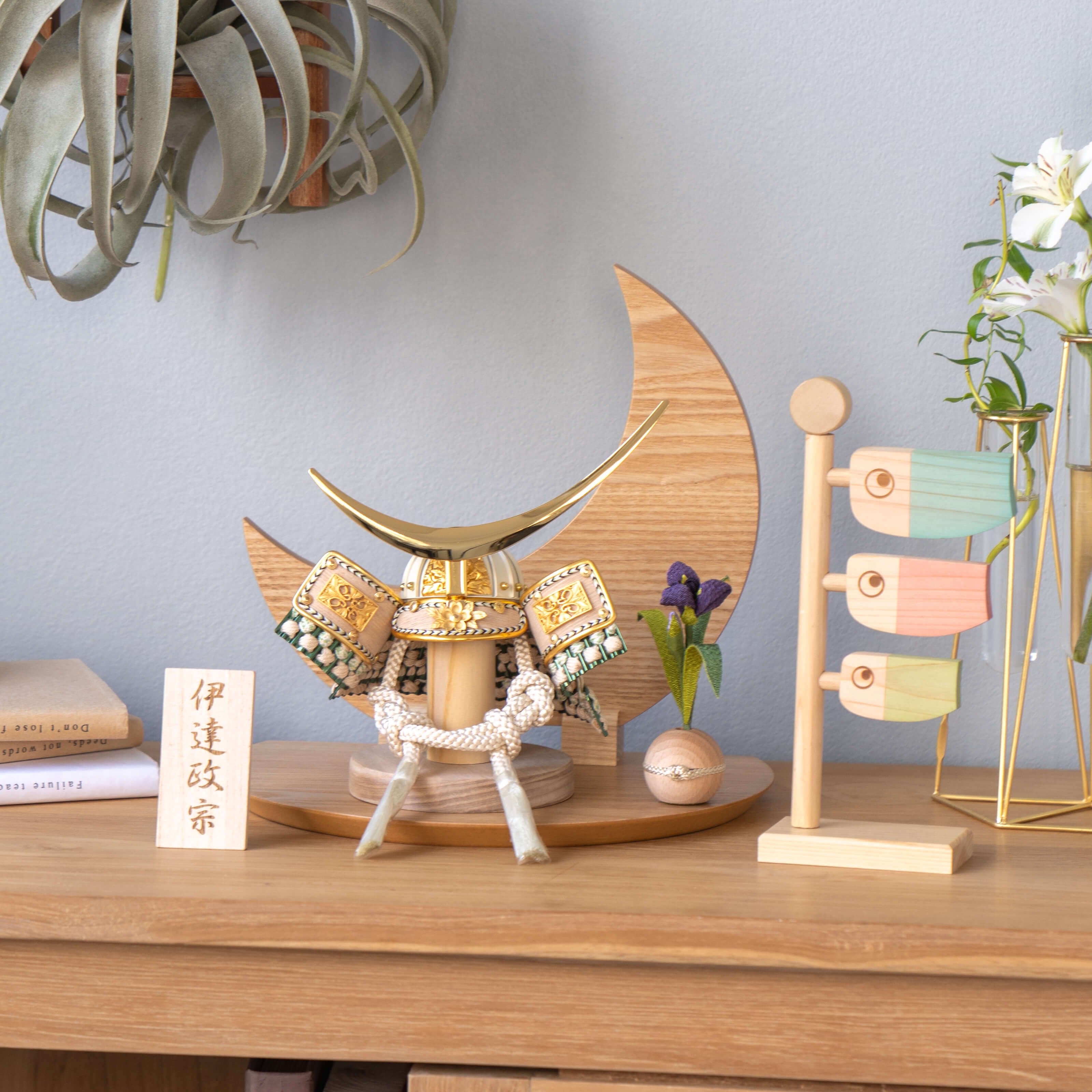 ことのオリジナル兜　伊達政宗　三日月　ナチュラル