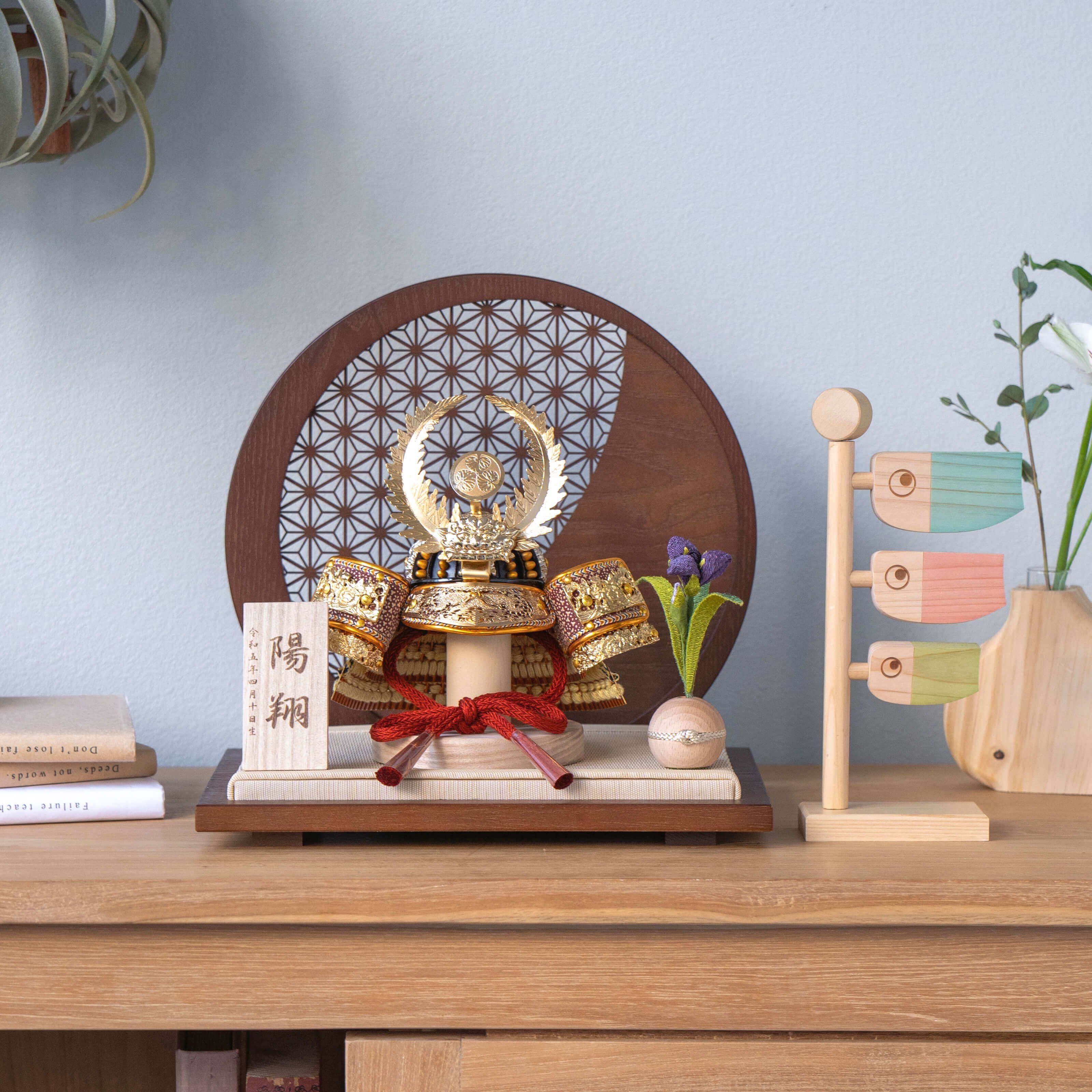 KOTO×悠雅コラボ兜　徳川家康　麻の葉　円形B衝立