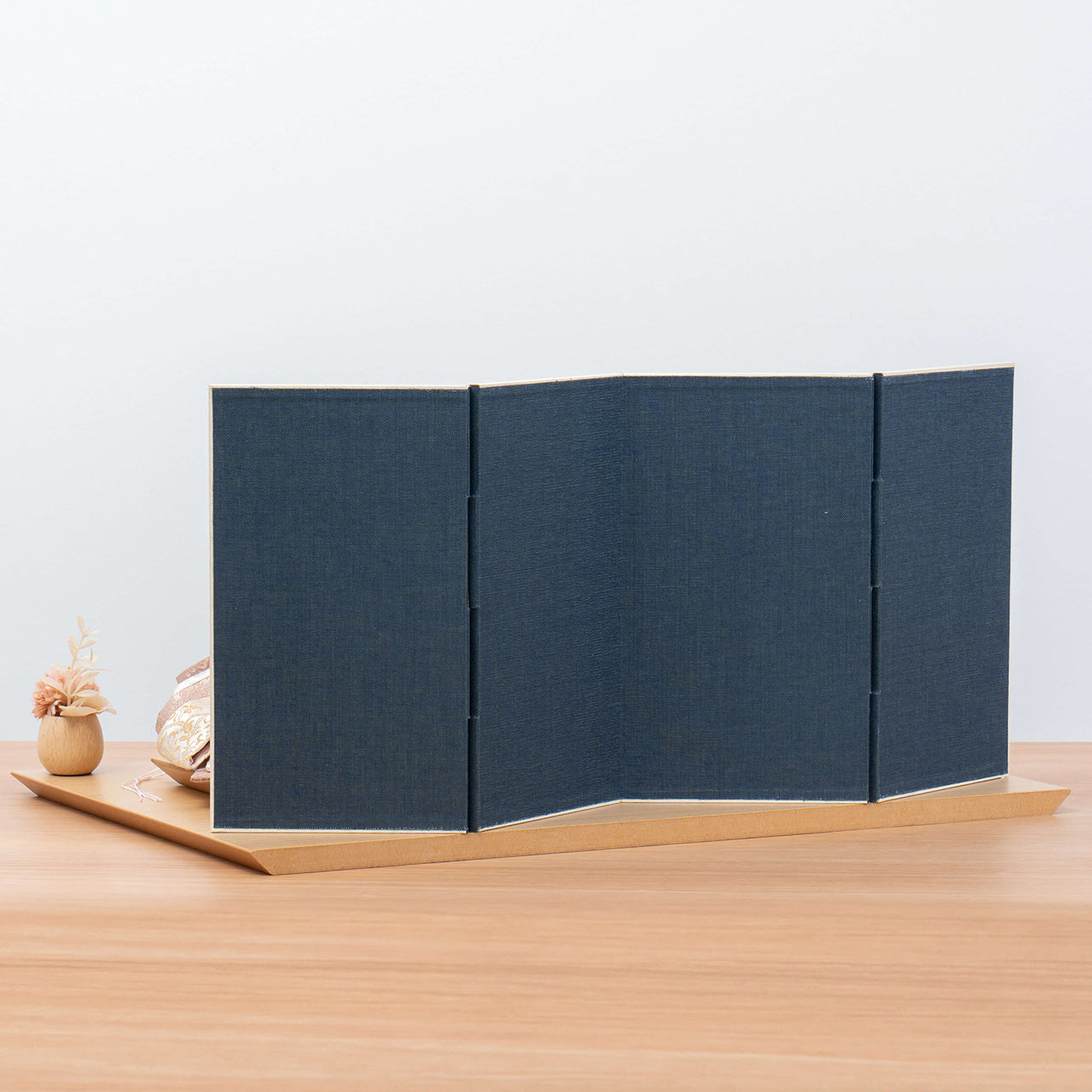 ことのひな人形　あかね　手描き桜平台