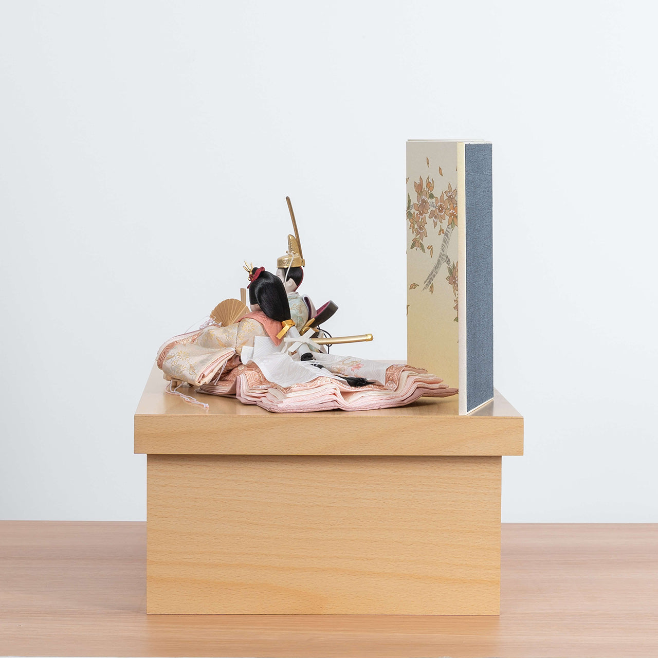 【早割】ことの平安ひな　そら　手描桜収納