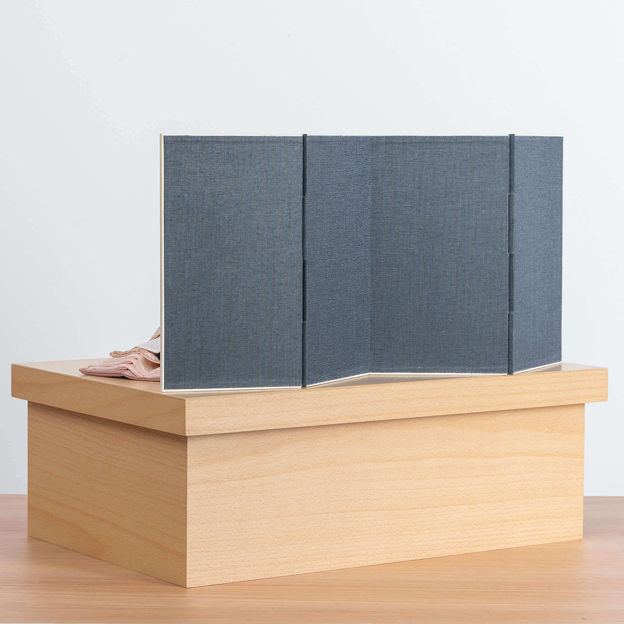 【早割】ことの平安ひな　そら　手描桜収納