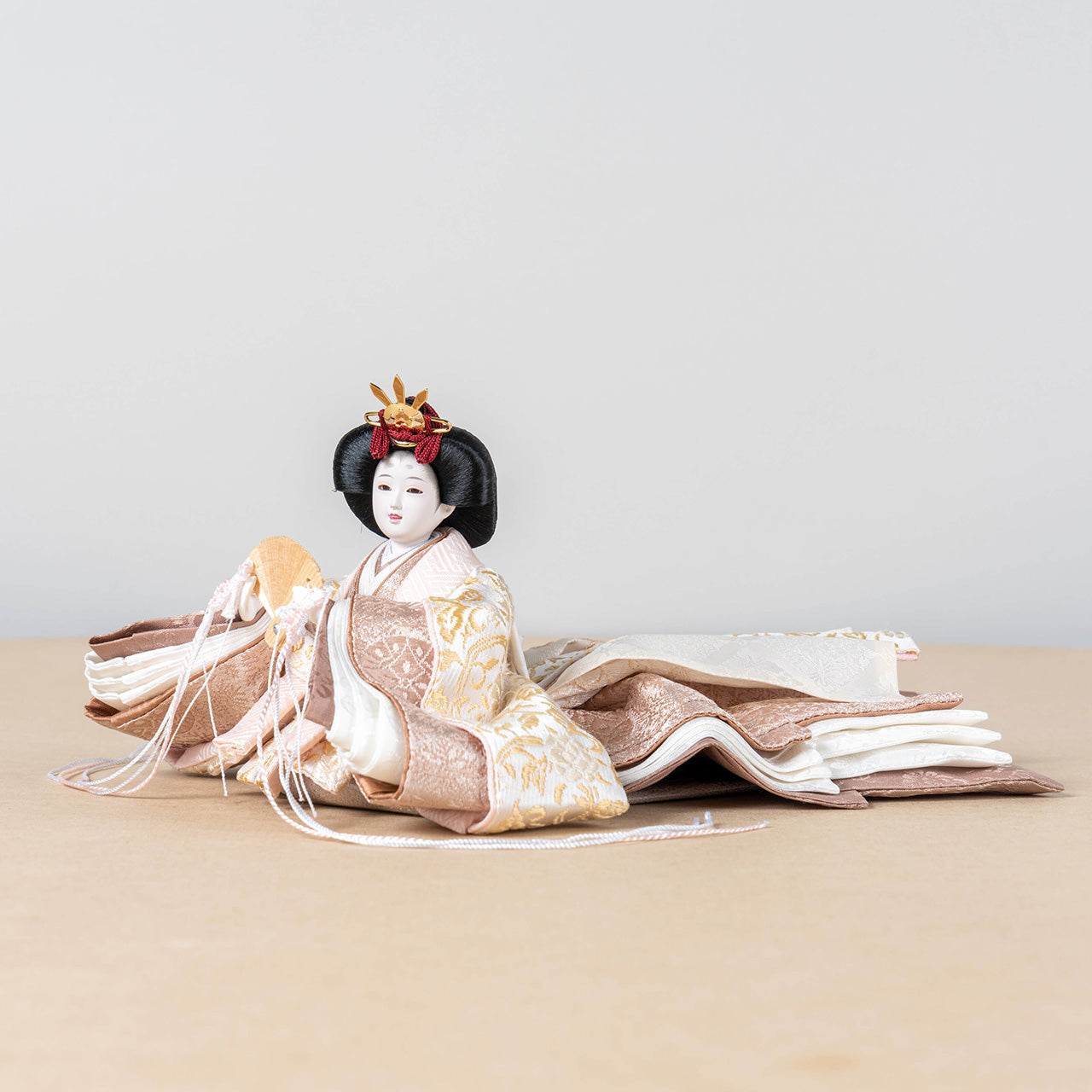 【早割】ことの平安ひな　つき　手描桜　平台