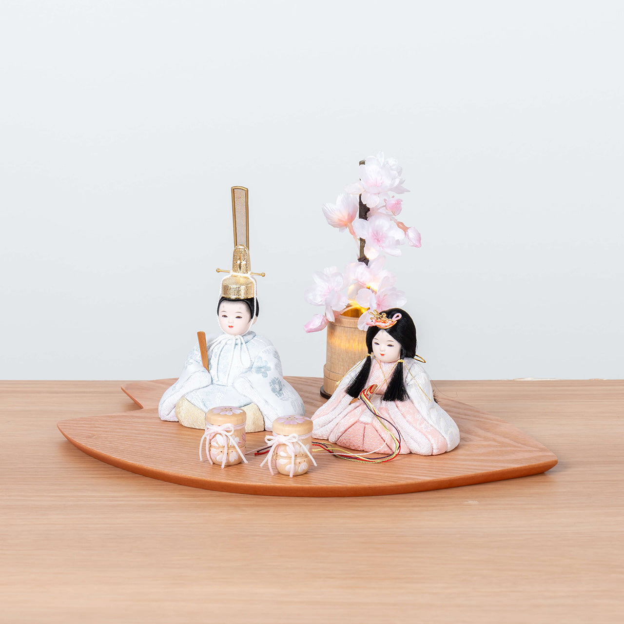 ことの木目込ひな　そら　さくら平台　灯桜付