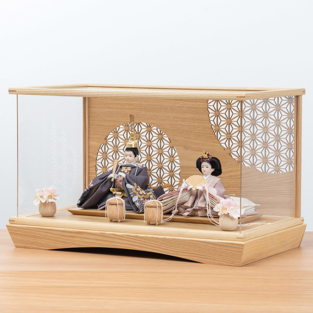 ことのひな人形　ひかり　麻の葉　円ケース