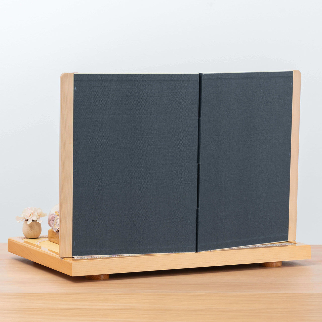 ことのひな人形　ひかり　ひのき平台