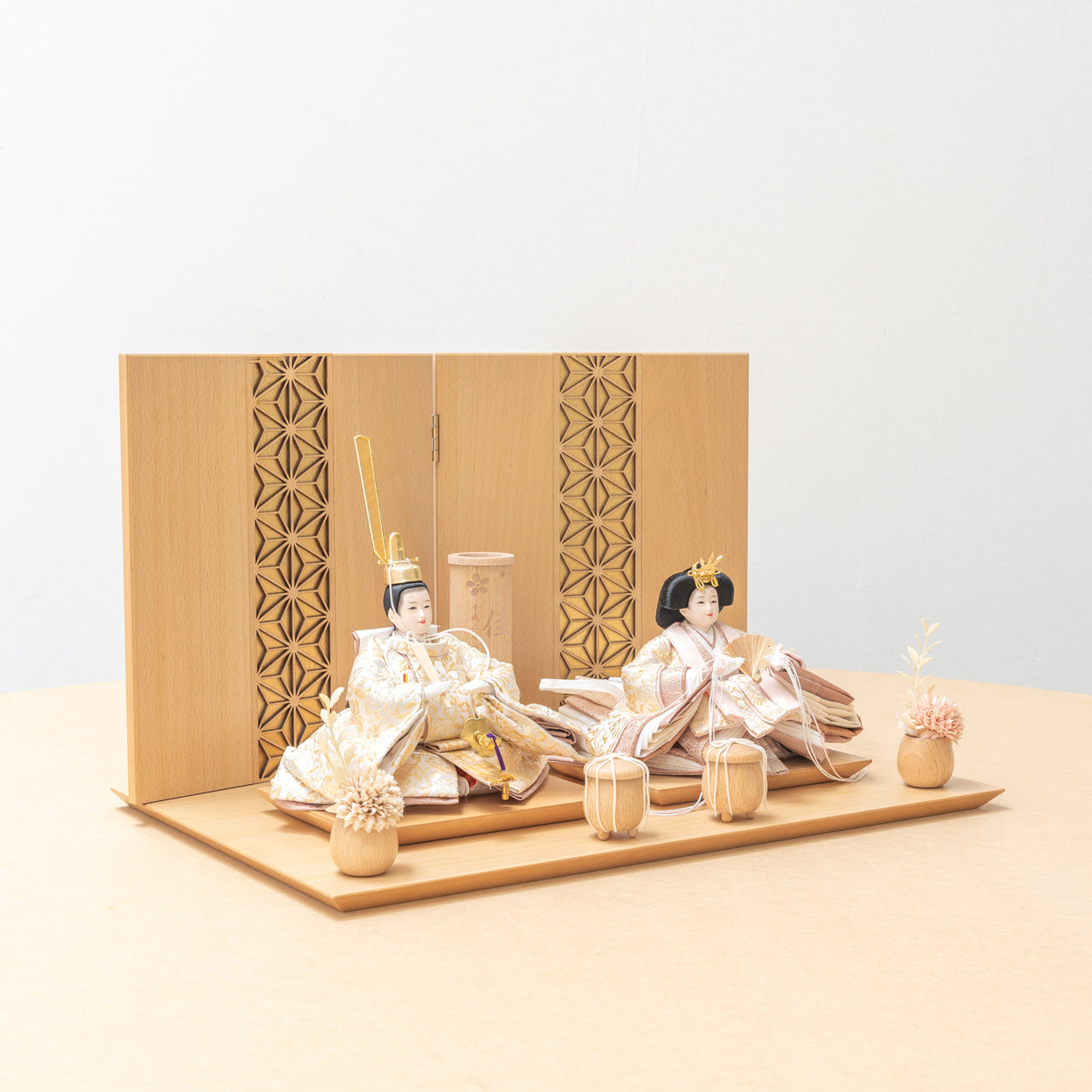 ことのひな人形　つき　麻の葉　平台