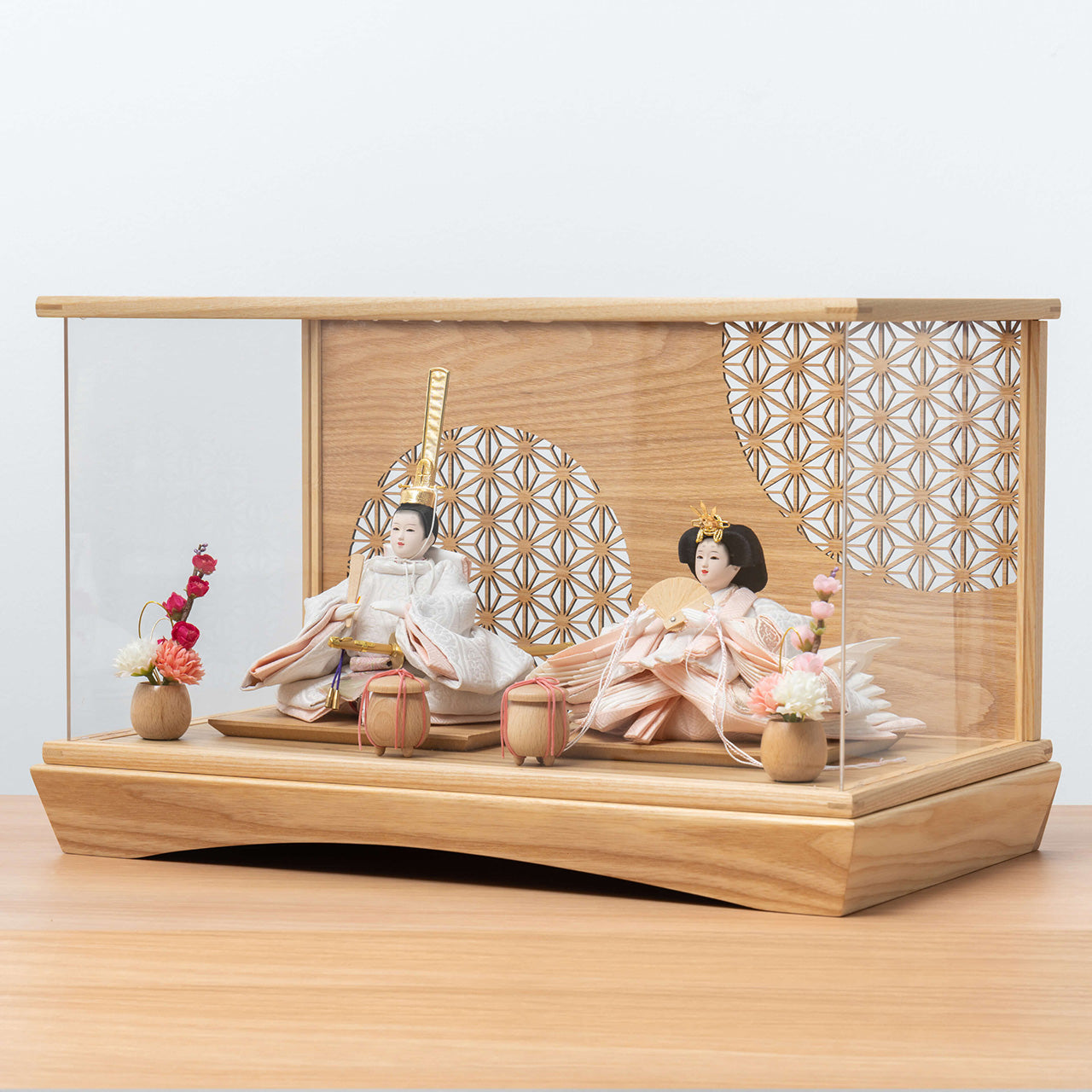 【早割】ことのひな人形　ゆき　麻の葉　円ケース