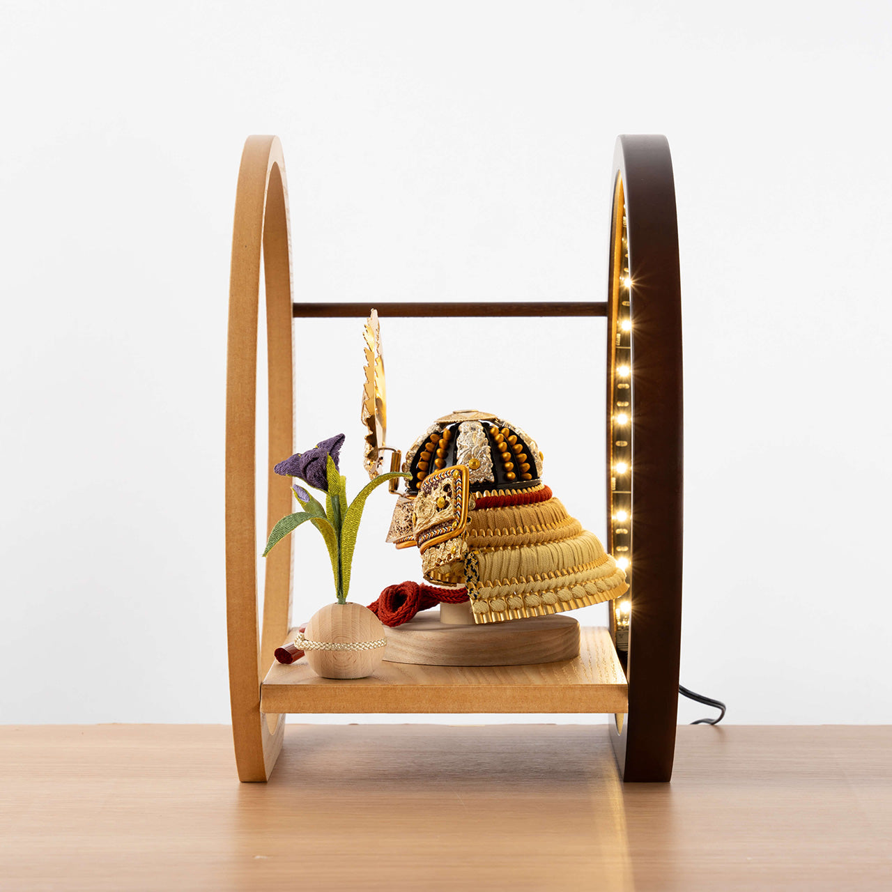 KOTO×悠雅コラボ兜　徳川家康　灯月型飾台　手描龍