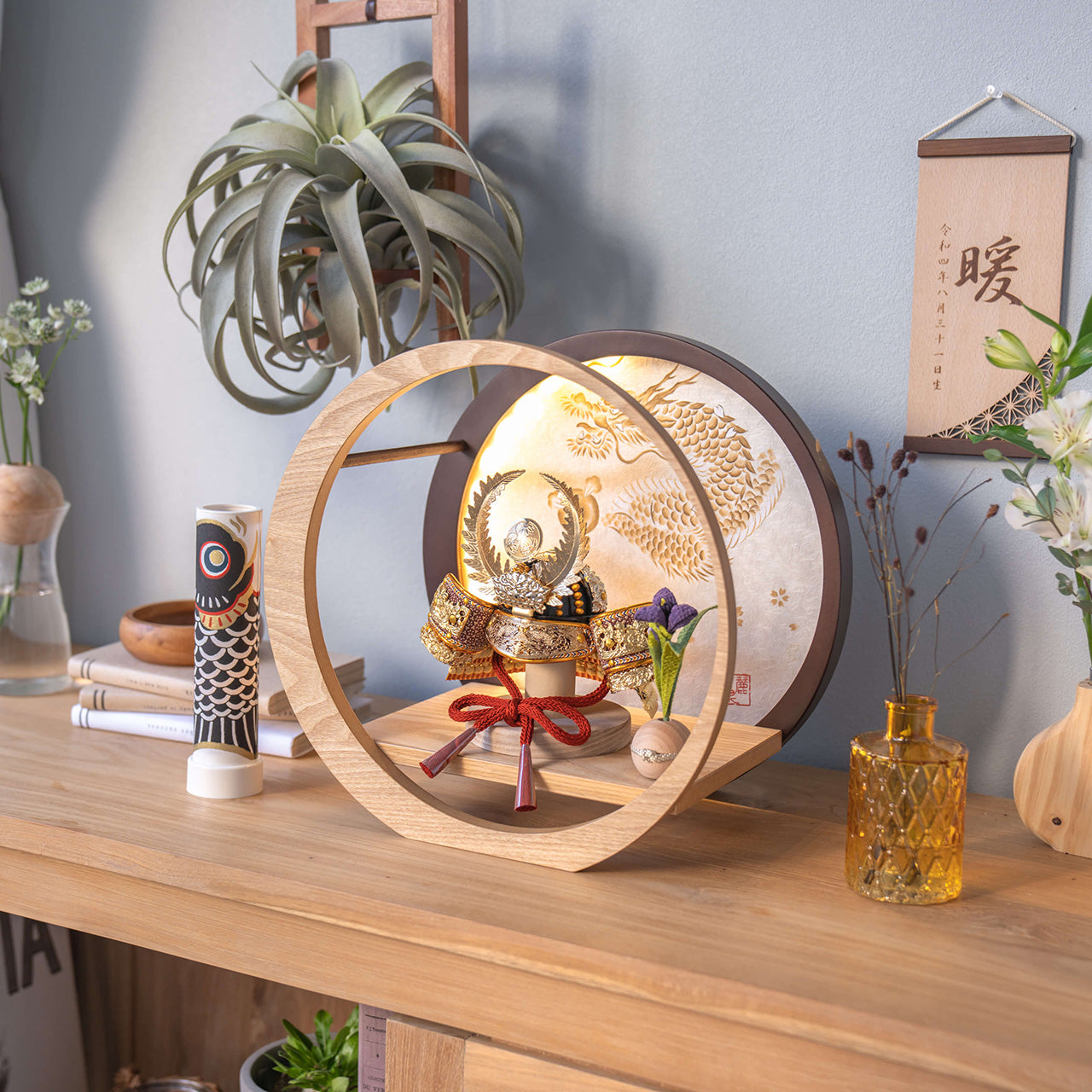 KOTO×悠雅コラボ兜　徳川家康　灯月型飾台　手描龍