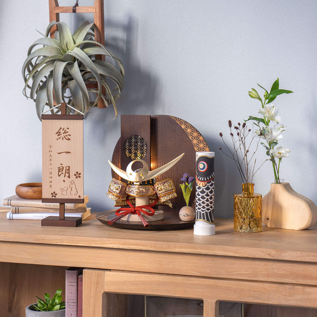 KOTO×悠雅コラボ兜　上杉謙信　灯円麻の葉衝立B