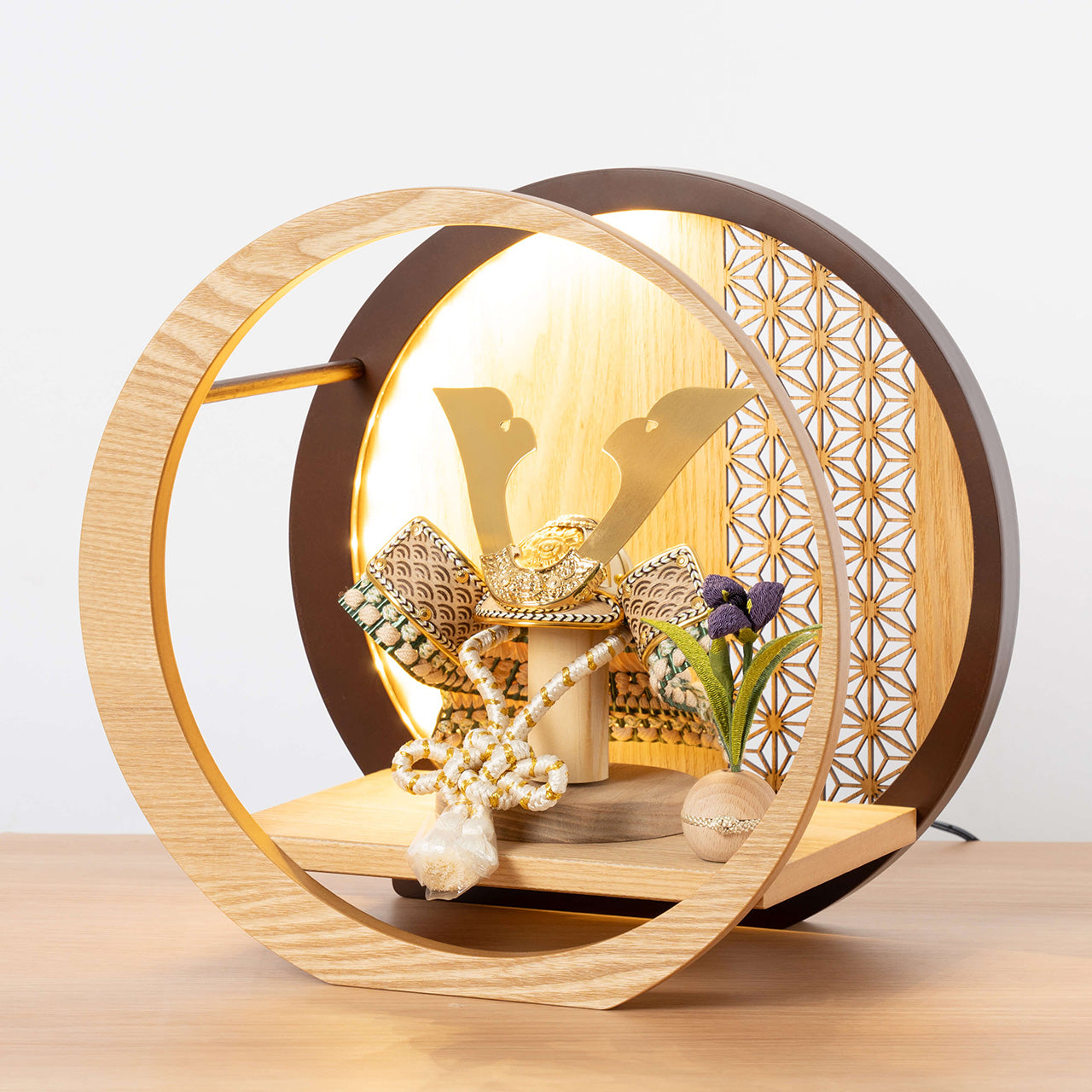 ことのオリジナル兜　だいち　灯月型飾台　麻の葉