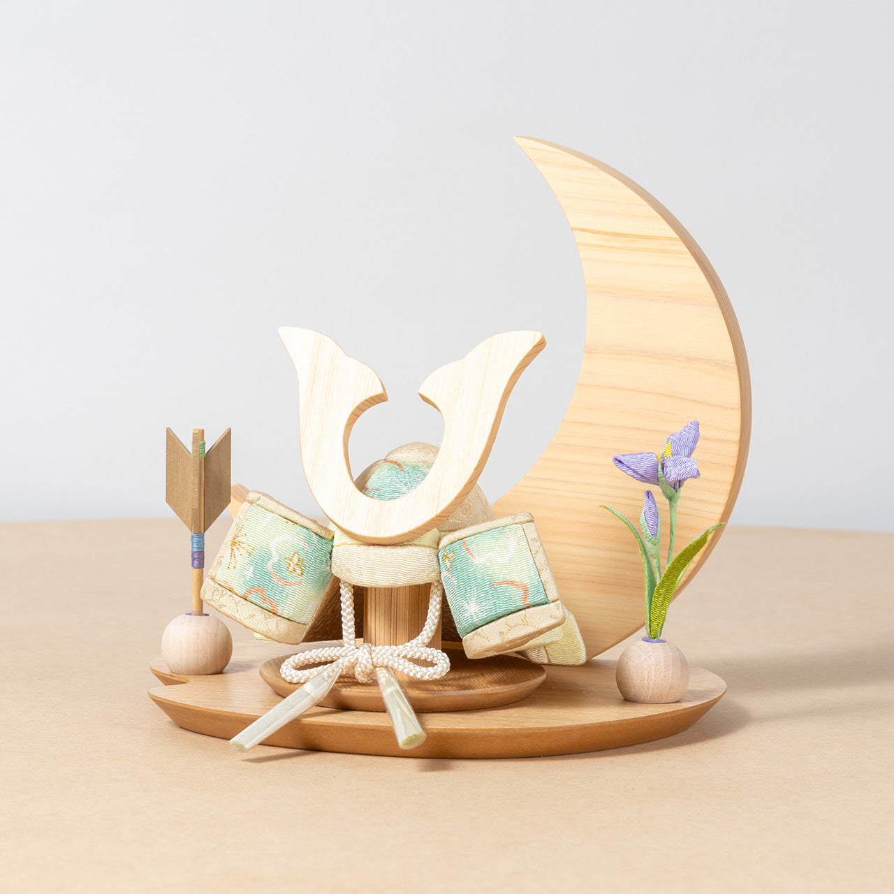 ことの木目込かぶと　だいち　鍬形　桧月