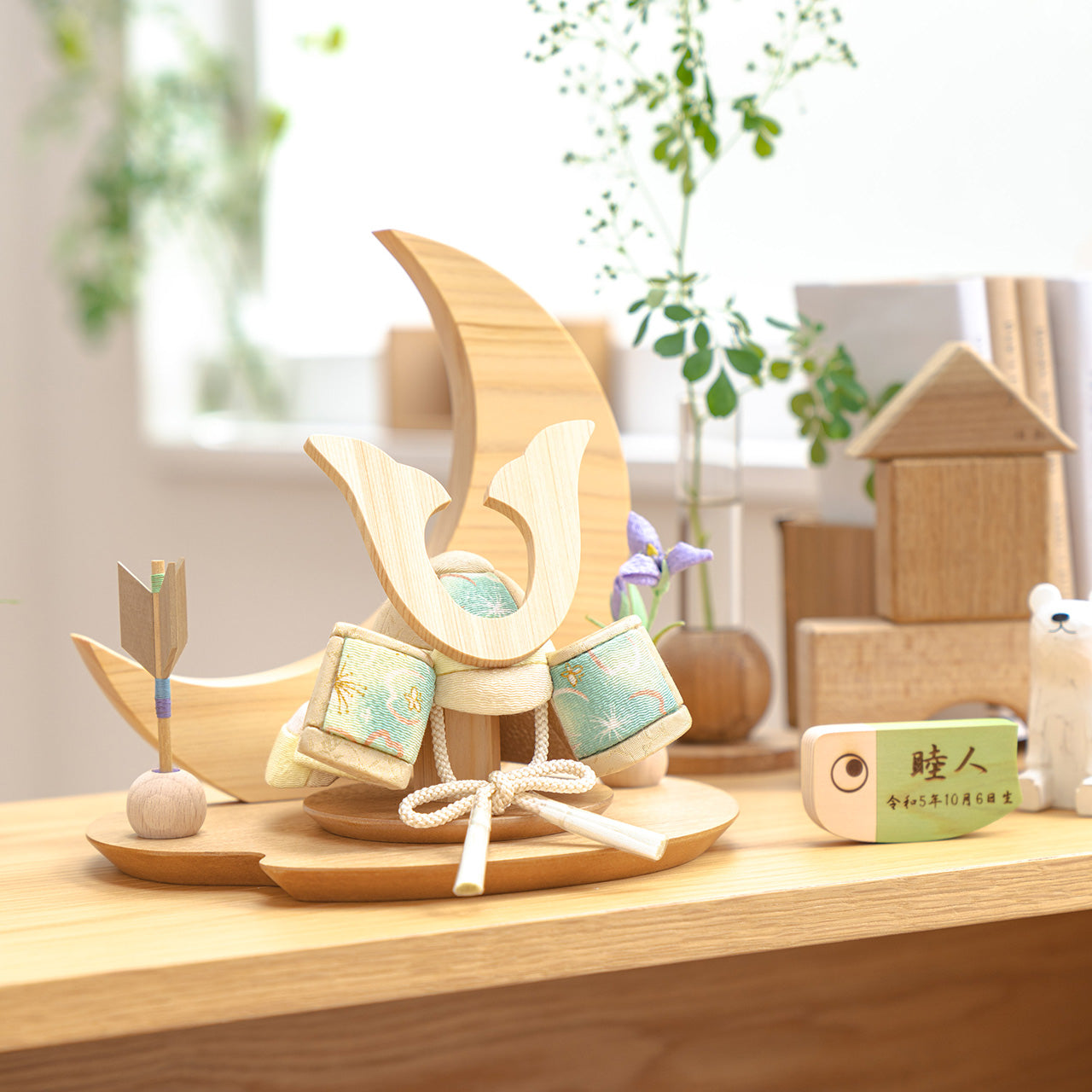 ことの木目込かぶと　だいち　鍬形　桧月