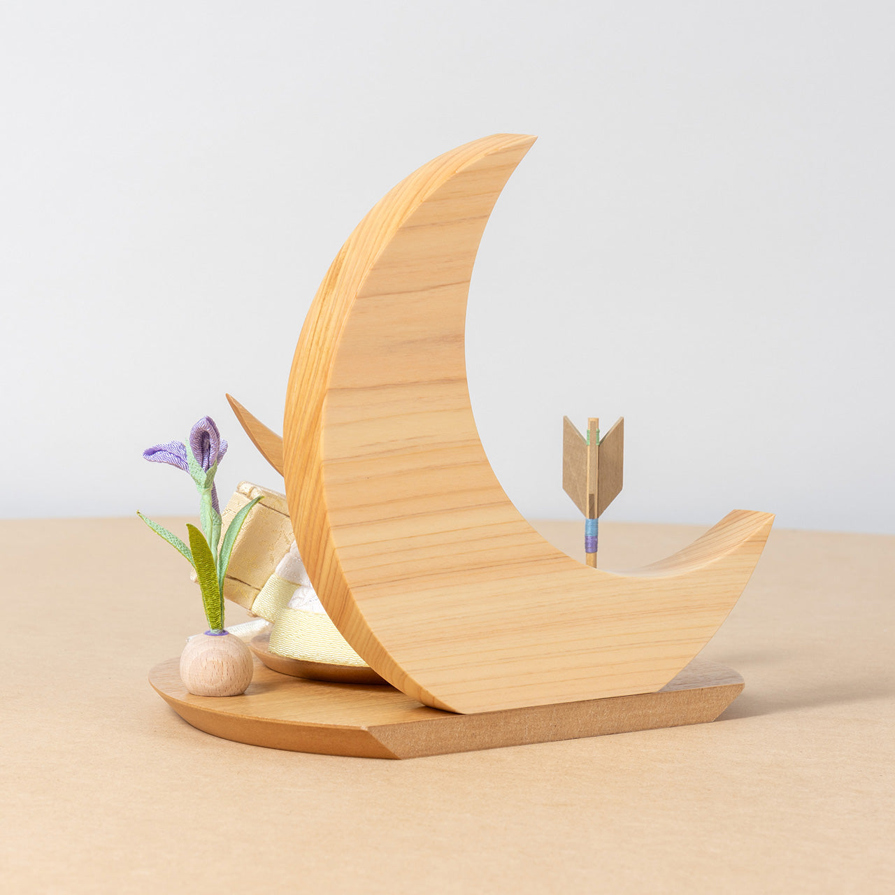 ことの木目込かぶと　だいち　上杉謙信　桧月