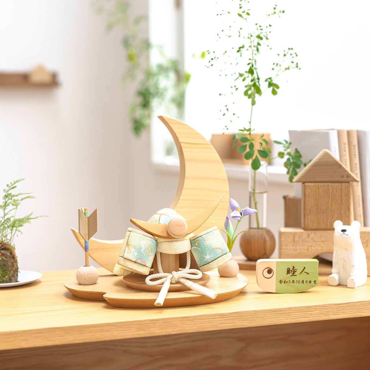 ことの木目込かぶと　だいち　上杉謙信　桧月