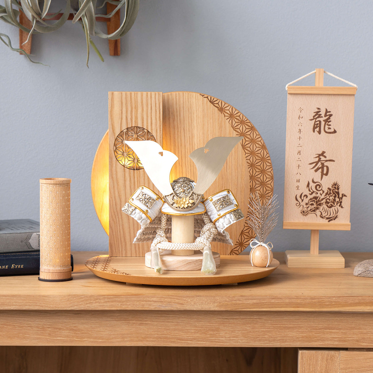 ことの兜　CG金　大鍬　灯円麻の葉衝立N