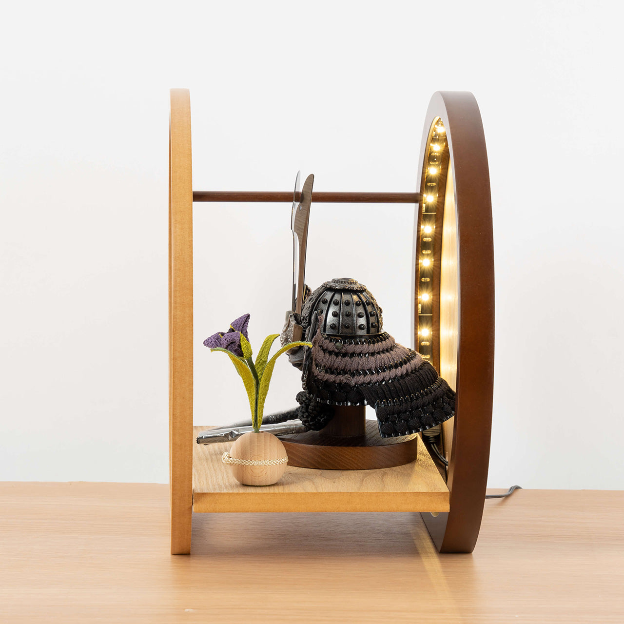 ことの兜　こう　灯月型飾台　麻の葉