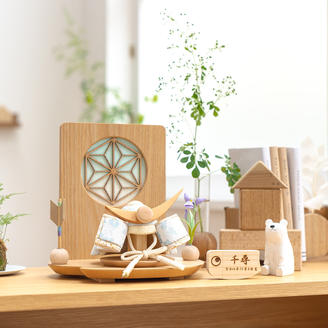 ことの木目込かぶと　そら　上杉謙信　木目衝立　麻の葉