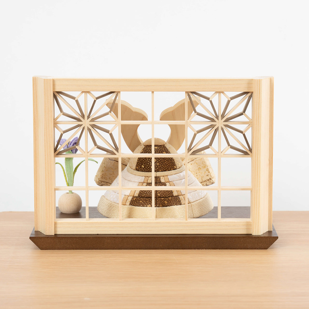 ことの木目込かぶと　つき　鍬形　組子細工　麻の葉