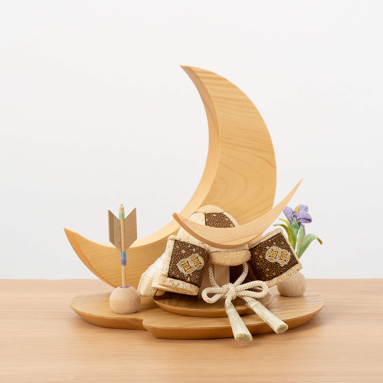 ことの木目込かぶと　つき　伊達政宗　桧月